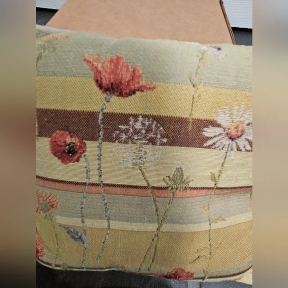 NWOT Southern Living Simple Flower Arranging Book & Italian Decorative Pillow - Picture 6 of 11